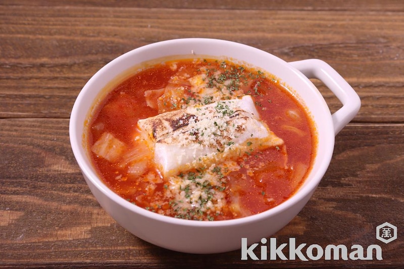 ミネストローネ風雑煮【本つゆ(めんつゆ)とトマトジュースで簡単】