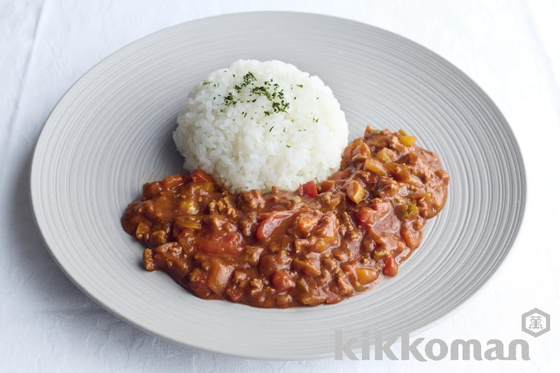 リコピンリッチの濃厚カレー(たいめいけん三代目茂出木シェフ監修)