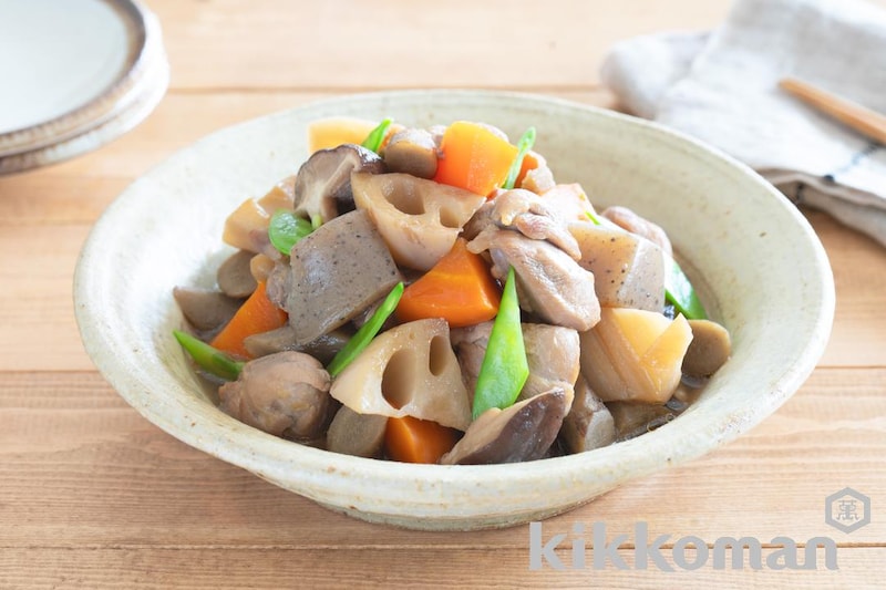 フライパンで簡単!基本の筑前煮(こく旨リッチ特選丸大豆しょうゆ使用)