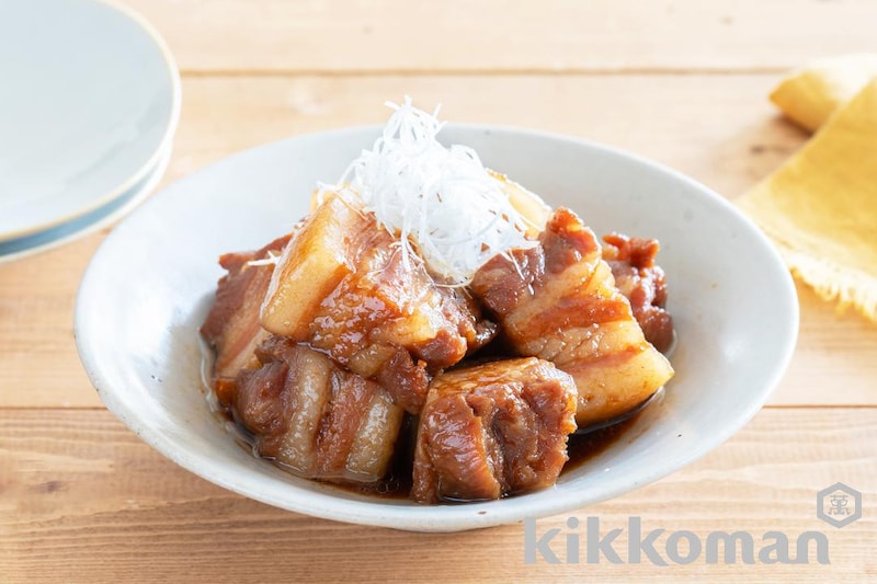 フライパンで簡単!豚の濃厚角煮(こく旨リッチ特選丸大豆しょうゆ使用)