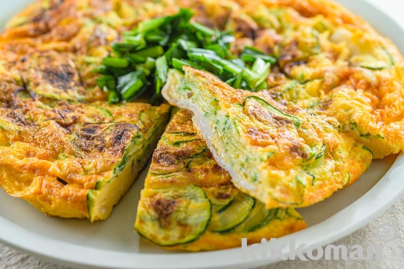 豚肉とズッキーニのミルフィーユオムレツ