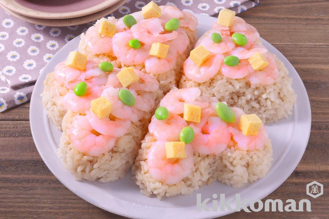 ３種の具材をのせるだけ！だし香るひな祭りちらし