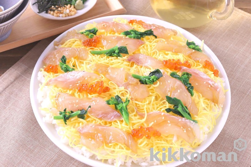 おだしをかけてお茶漬けも!ひな祭りちらし