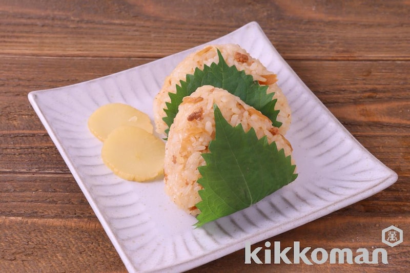 鶏ごぼうの青じそむすび(うちのごはん使用)