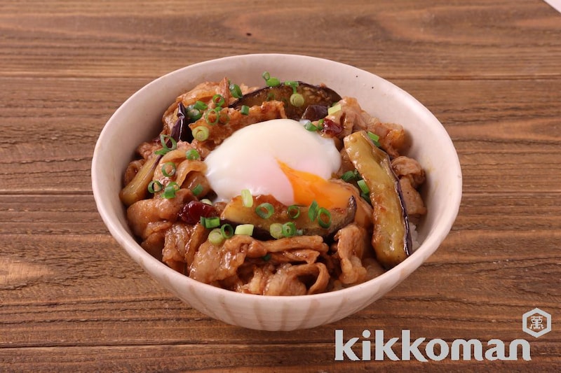 豚バラなすのトロ玉丼(うちのごはん使用)