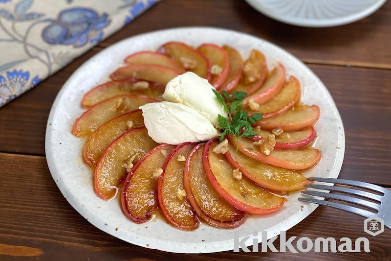 フライパンで簡単!ジューシー焼きりんご
