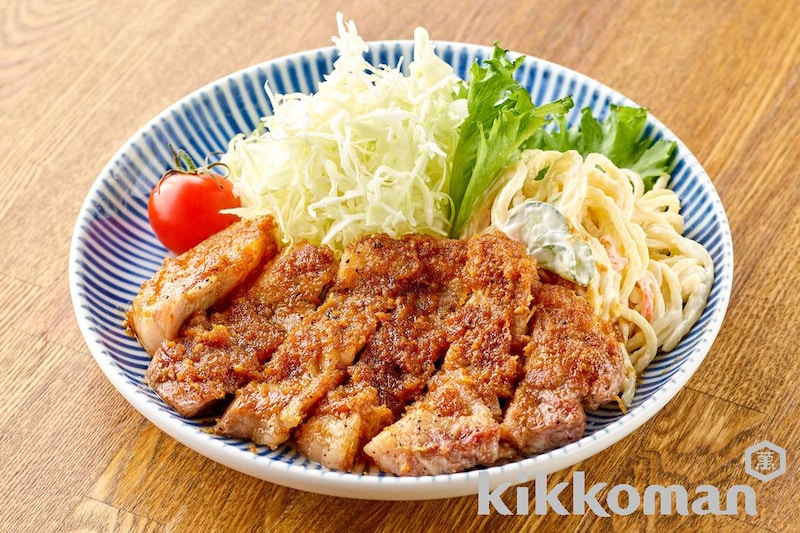 名店のとんてき【菱田屋監修】