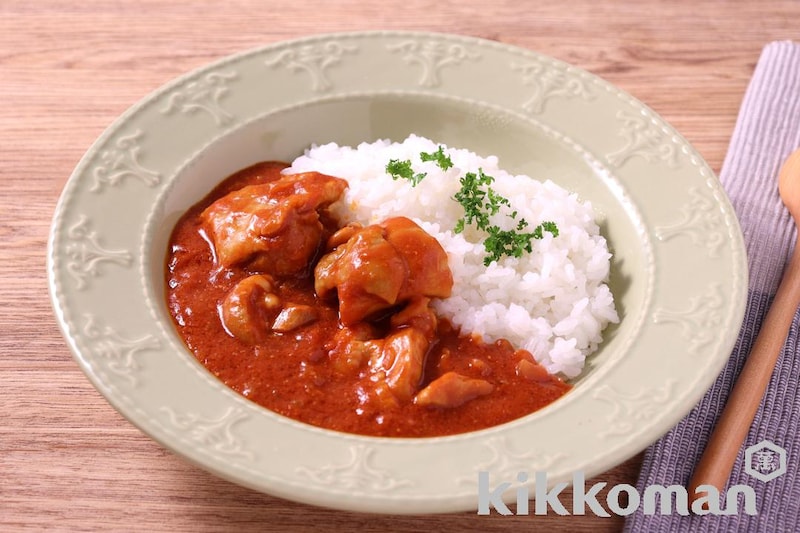 濃厚うらごしトマトのバターチキンカレー(ぎゅっと濃縮うらごしトマト使用)