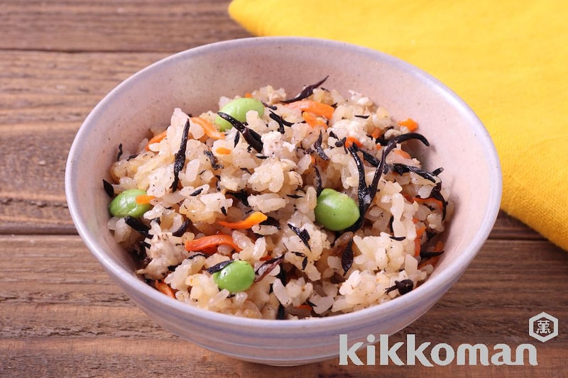 ひき肉とひじきの炊き込みご飯(山本ゆりさん・旨み広がるだししょうゆ使用)