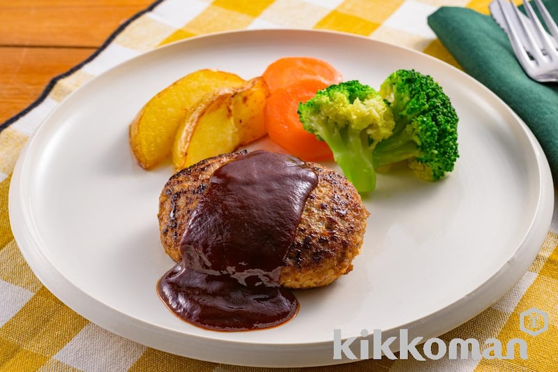 ケチャップカレーソースハンバーグ(ハウス ハンバーグヘルパー・リコピンリッチ トマトケチャップ使用)