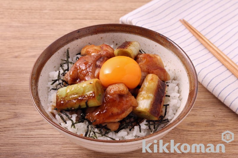 王道の焼き鳥丼(わが家は焼肉屋さん使用)