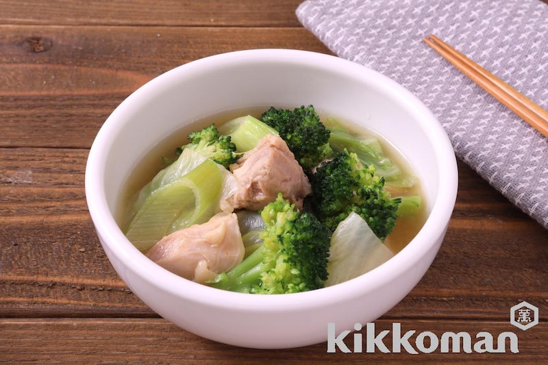 白菜とブロッコリーの塩糀スープ【1/2日分の野菜使用】(うちのごはん使用)