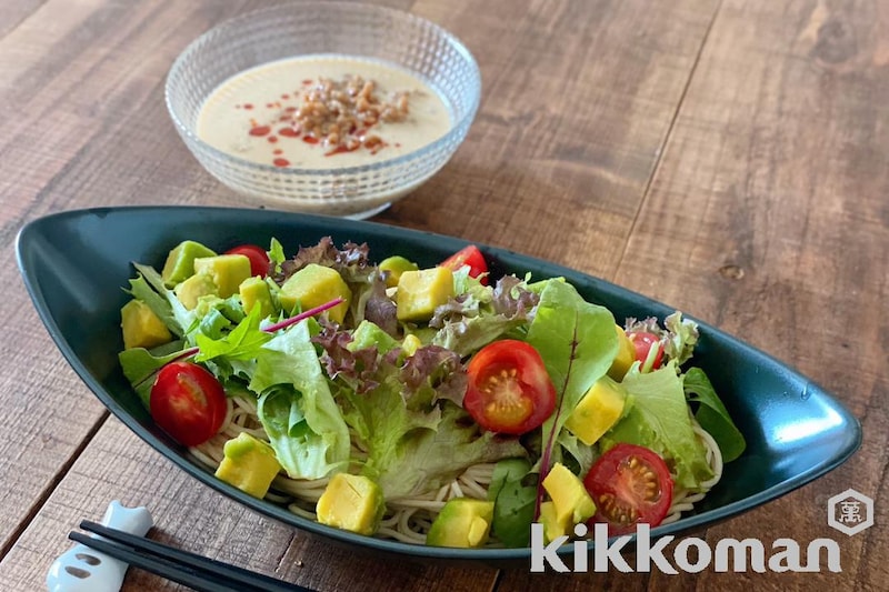 豆乳担々サラダつけ麺(大豆麺細麺使用)