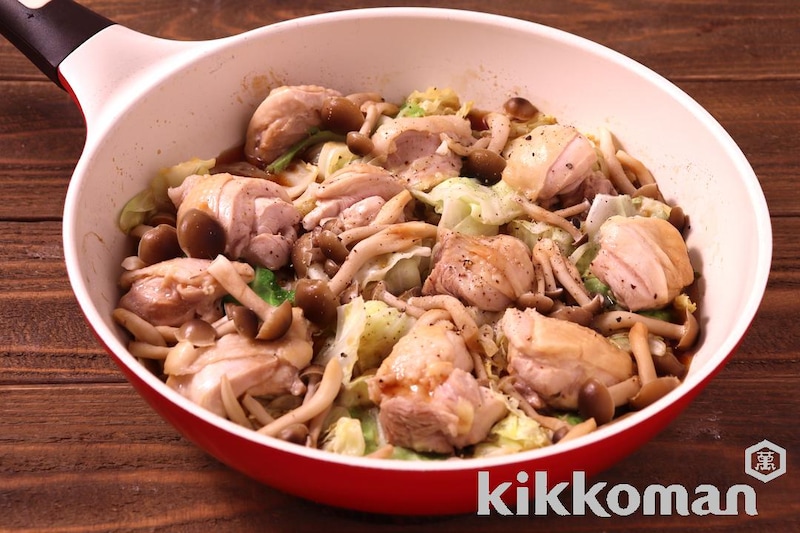 ワンパンで！鶏キャベツの鶏だしおかず鍋