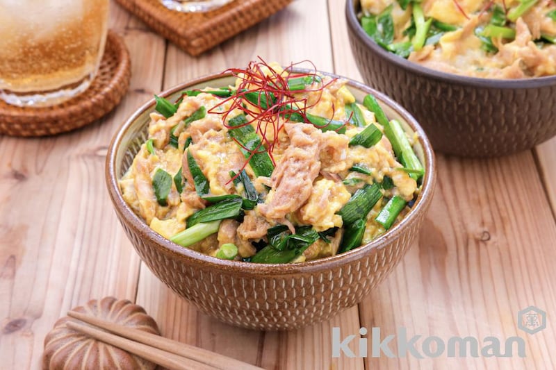 にらたまツナ丼