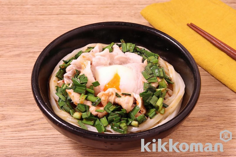 にらだれのやみつき冷しゃぶまぜうどん(わが家は焼肉屋さん使用)
