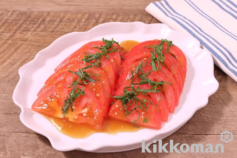 贅沢果実だれのさっぱりトマトサラダ(わが家は焼肉屋さん使用)