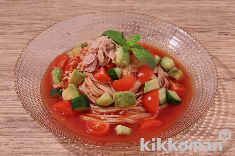 アボカドとトマトの冷製カッペリーニ風(大豆麺細麺使用)