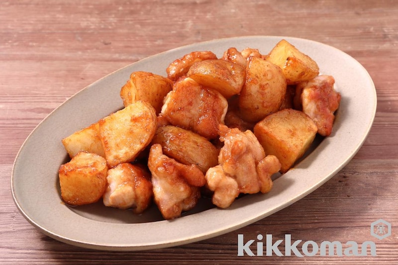 カリッとじゃがいもと鶏もも肉の照り焼き(基本のおかずつゆ使用)