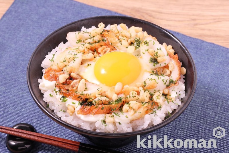 ちくわの磯辺揚げ風目玉焼きのっけご飯