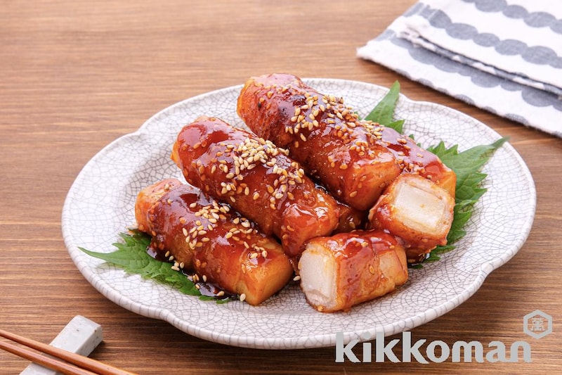 ヤンニョム肉巻き餅【余ったお餅で韓国風アレンジ】