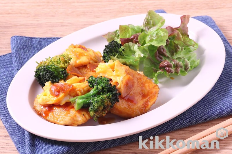 鶏たまブロッコリーのにんにくしょうゆ炒め(味わいリッチ減塩しょうゆ使用)