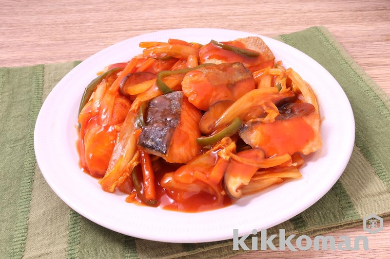 白菜たっぷり!鮭のトマト甘酢あんかけ