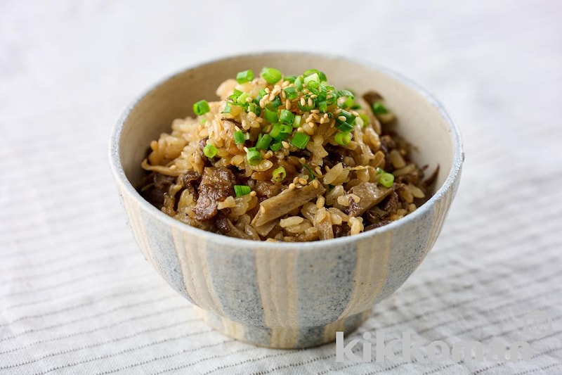 あか牛とごぼうの炊き込みごはん