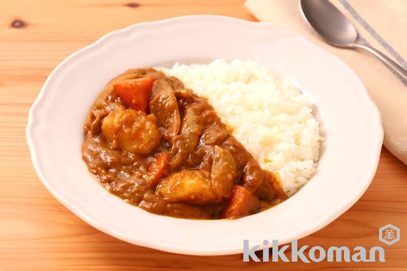 すりおろしりんごカレー(ピュレフルーツすりおろしりんご使用)