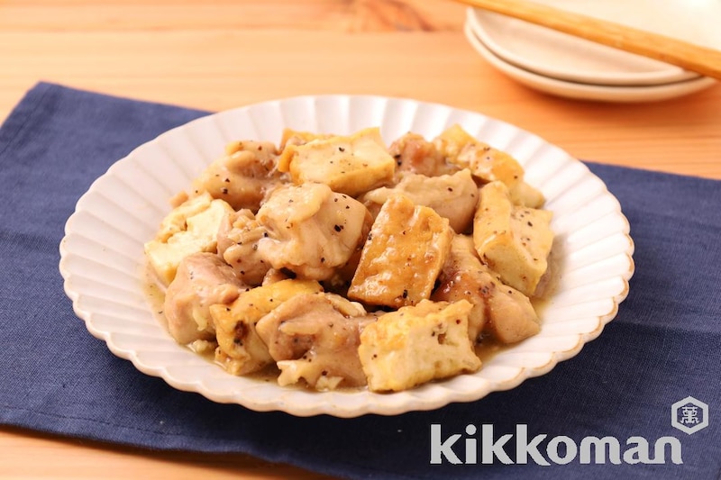 レンジで簡単!厚揚げと鶏もものスパイシー黒胡椒 (うちのごはん使用)