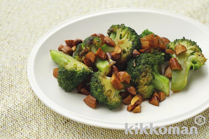 ブロッコリーとアーモンドのしょうゆ炒め【ビタミンEが摂れるサプリ副菜】