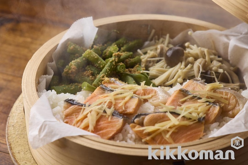 鮭ときのこのせいろご飯