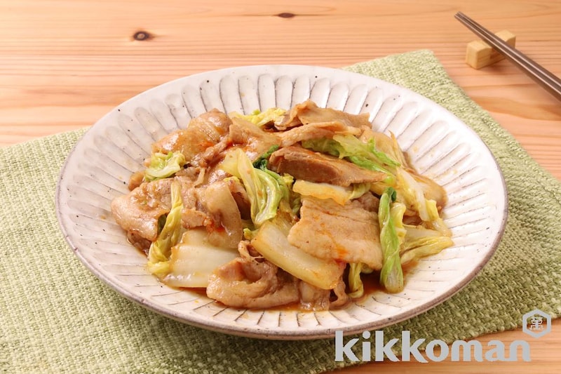 白菜と豚バラの旨みそ炒め(わが家は焼肉屋さん使用)