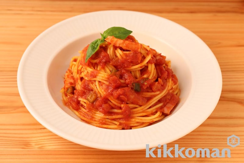 6種の野菜のトマトパスタ(1/2日分の野菜を使ったトマトのソース使用)