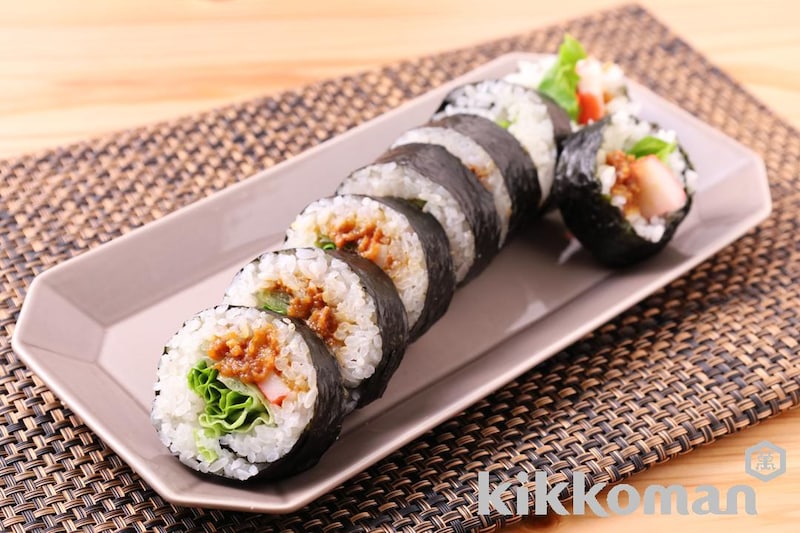 キンパ風焼肉海苔巻き(おにぎリッチ焼肉味使用)