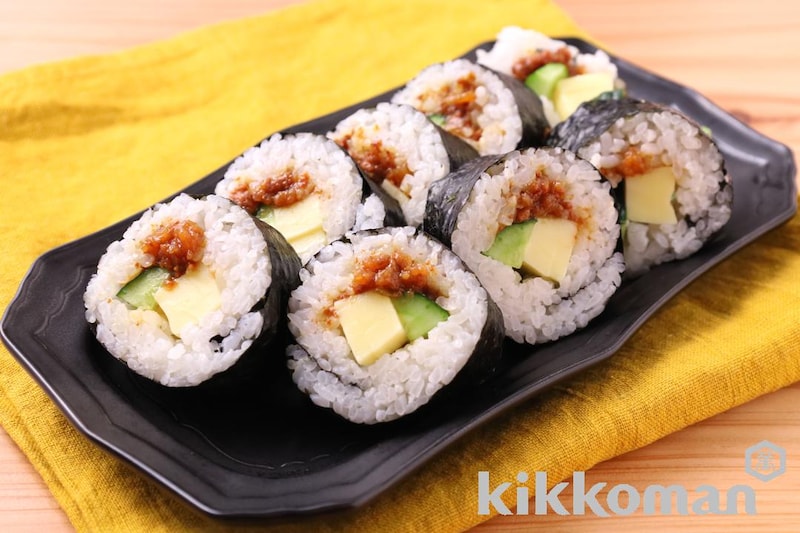 チャーシューチーズ海苔巻き(おにぎリッチチャーシュー味使用)