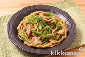 豚こまピーマンのコク旨焼きそば（うちのごはん使用）