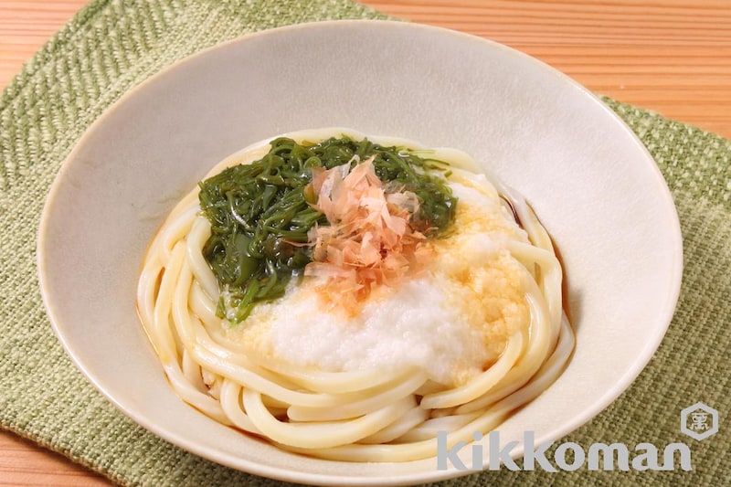 めかぶとろろうどん(うどんがうまいだししょうゆ使用)