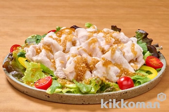 豚しゃぶサラダ（かけるたまねぎ　香味しょうゆ使用）