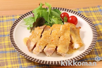 チキンソテー（かけるたまねぎ　コクうまガーリック使用）