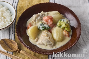 チキンのしょうゆクリーム煮