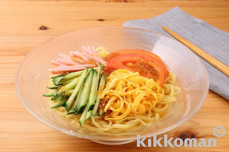 冷やし中華(かけるたまねぎ 香味しょうゆ使用)