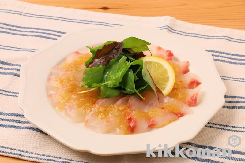 鯛のカルパッチョ(かけるたまねぎ コクうまガーリック使用)