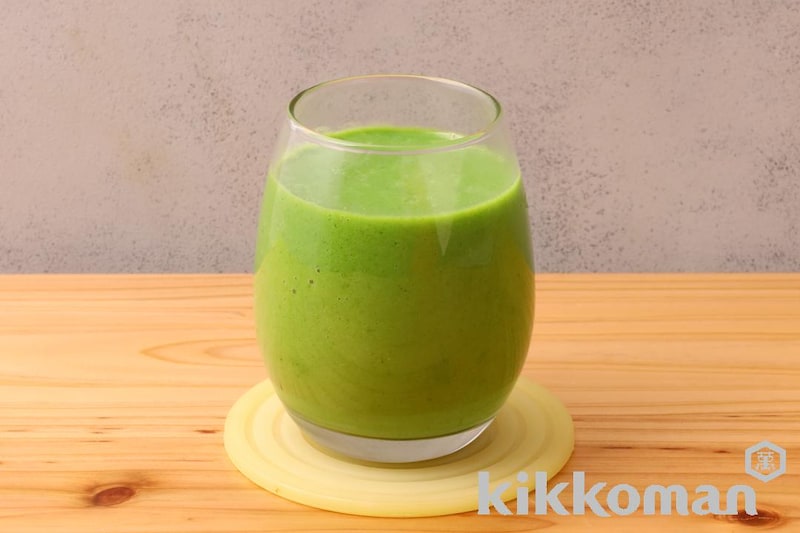ピュレフルーツのグリーンスムージー(ピュレフルーツ すりおろしりんご使用)