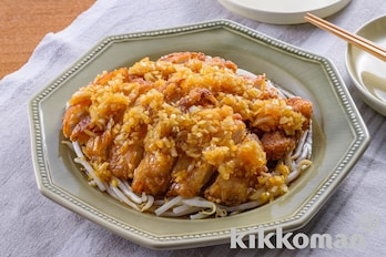 鶏むね肉の油淋鶏 玉ねぎだれ