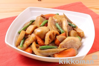 里芋と豚バラの筑前煮風【1/2日分の野菜使用】