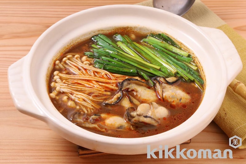 かきの麻辣火鍋(芯からぽっと 麻辣火鍋使用)