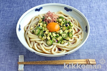 オクラなすきゅうりのめんみ混ぜうどん（賛否両論笠原氏）