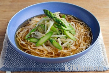 シャキシャキアスパラのめんみそうめん（賛否両論笠原氏）