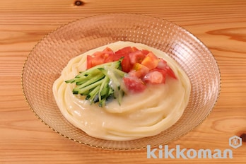 夏野菜のとろろうどん（具麺使用）